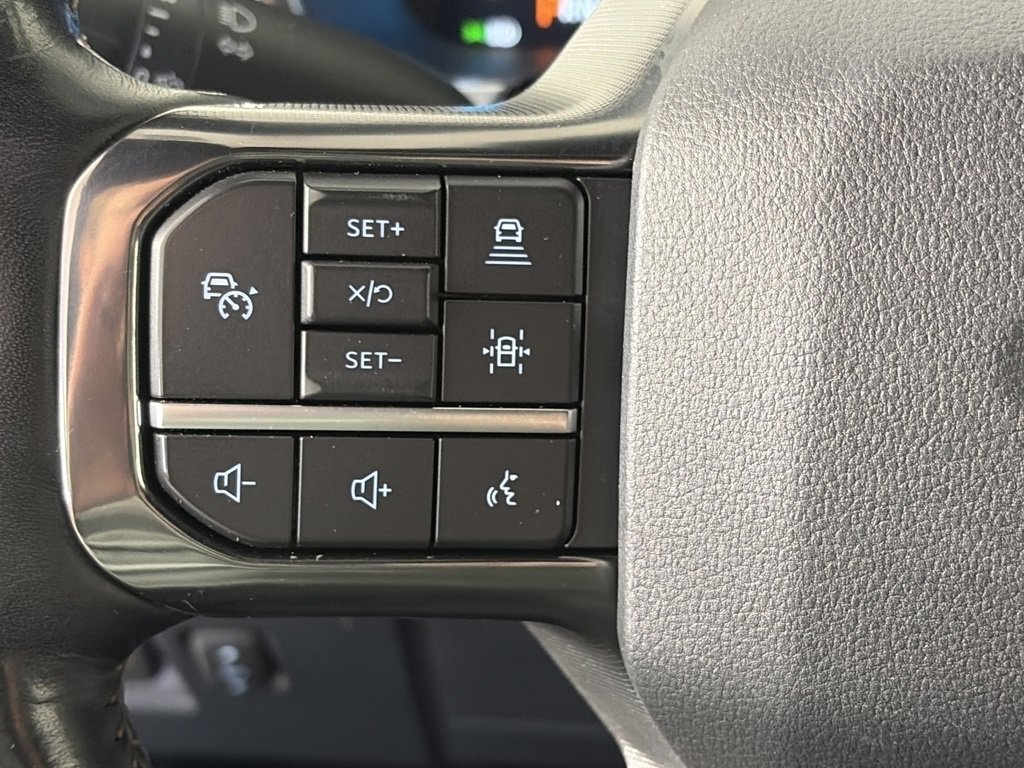 Certified 2021 Ford F150 Platinum w/ Equipment Group 701A High image 17