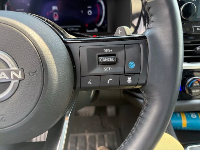 Used 2024 Nissan Pathfinder Platinum AWD/4WD image 4