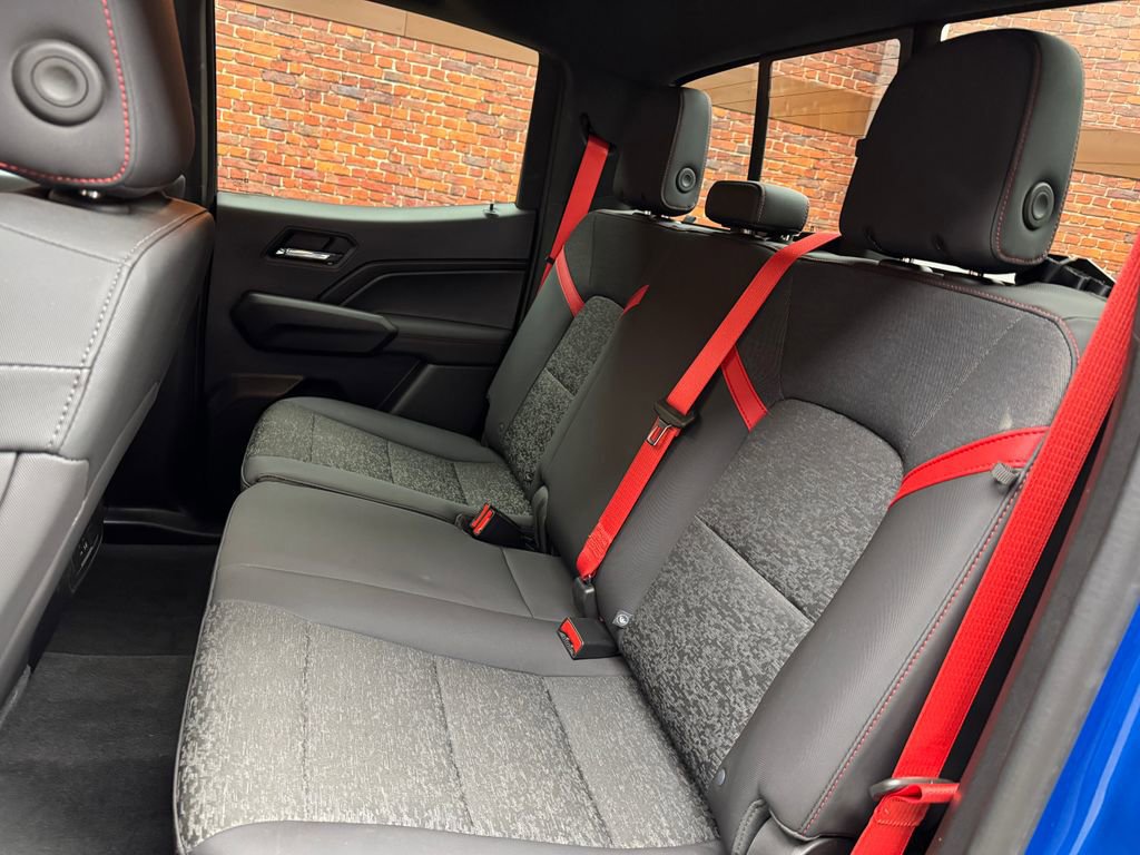 Used 2024 Chevrolet Colorado Z71 w/ Z71 Convenience Package 2 image 30