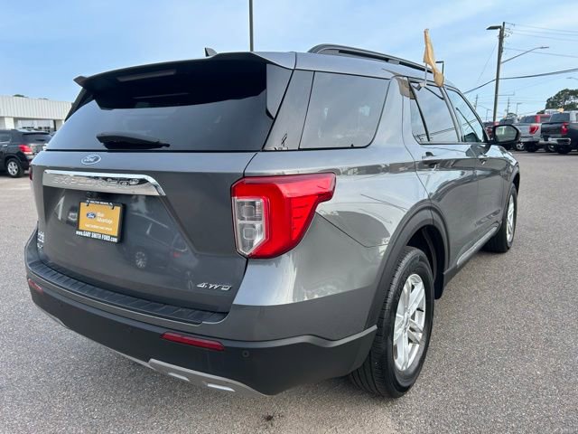Certified 2023 Ford Explorer XLT w/ Equipment Group 202A AWD/4WD image 8