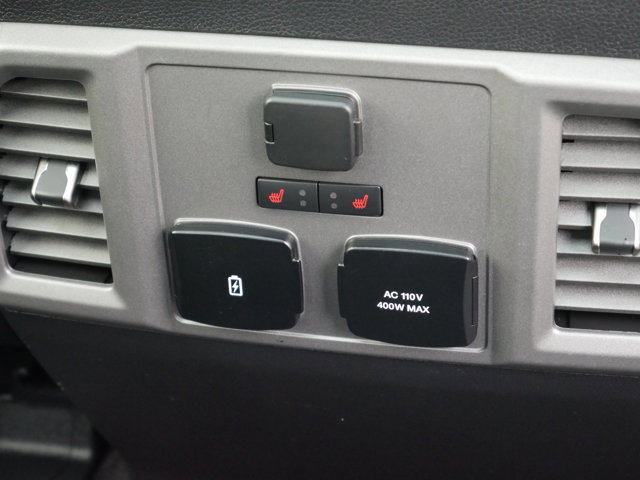 Certified 2017 Ford F150 Raptor w/ Equipment Group 802A Luxury image 38