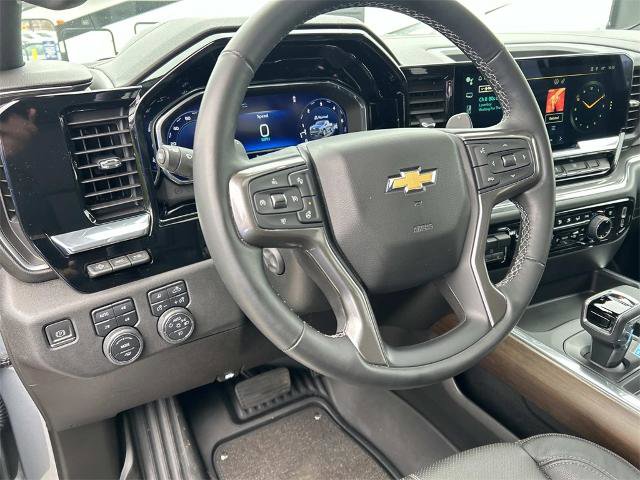 Used 2024 Chevrolet Silverado 1500 High Country w/ Technology Package image 14