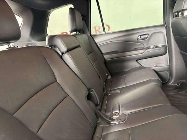 Used 2023 Honda Passport EX-L image 18