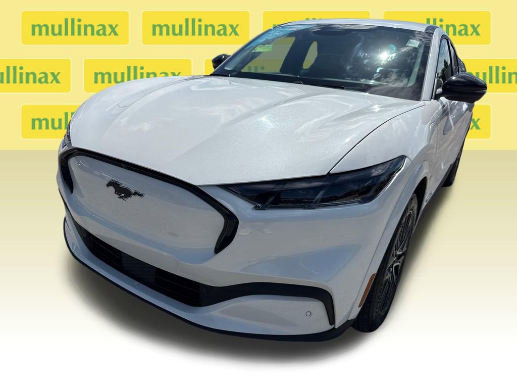 Certified 2025 Ford Mustang Mach-E Premium RWD image 10