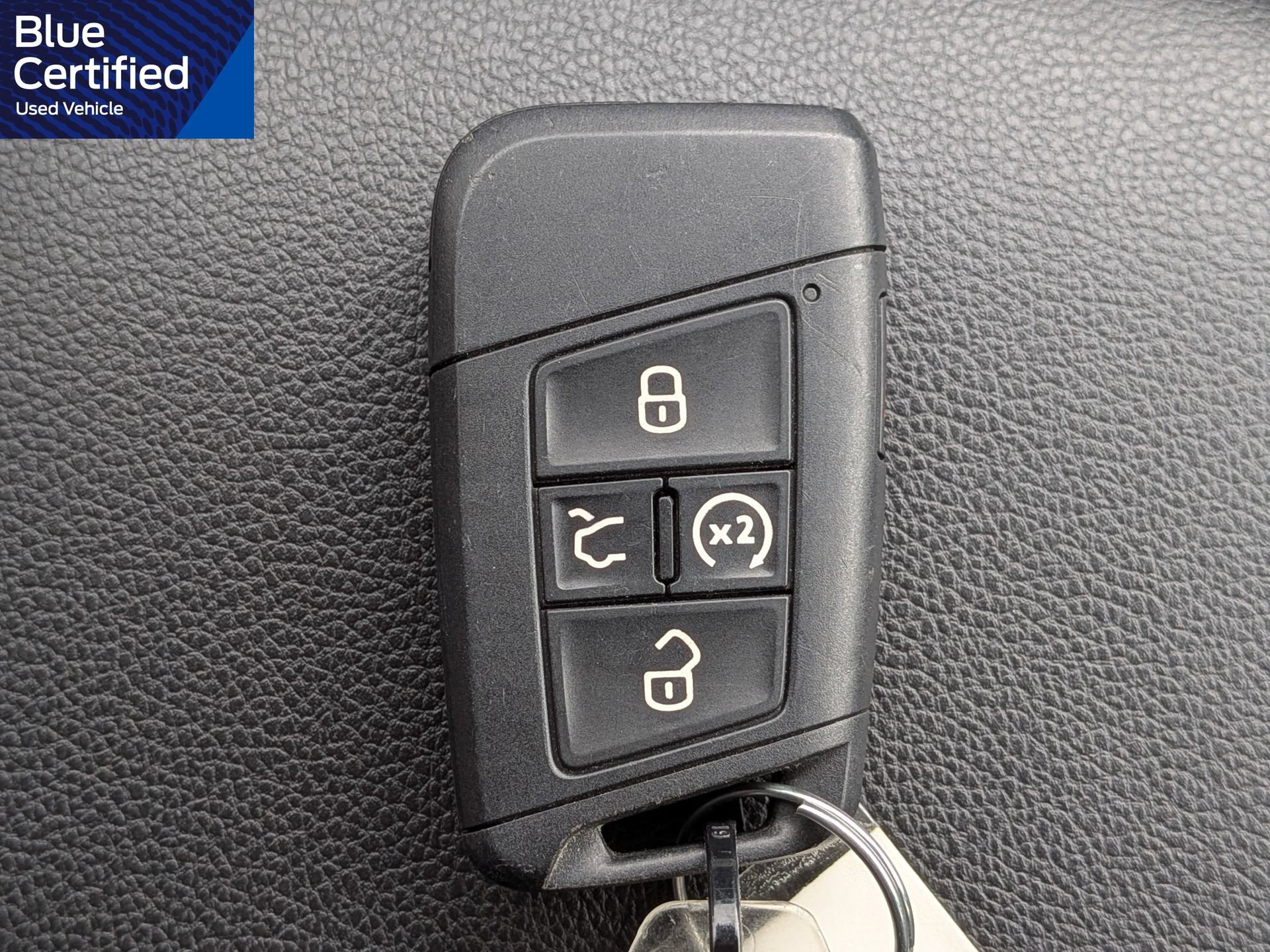 Used 2024 Volkswagen Tiguan SE FWD image 30