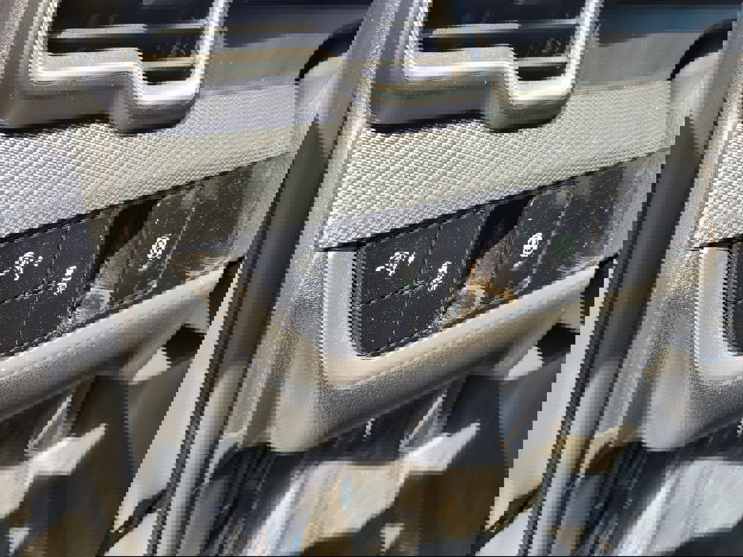 Used 2023 Kia Sportage LX AWD/4WD image 13