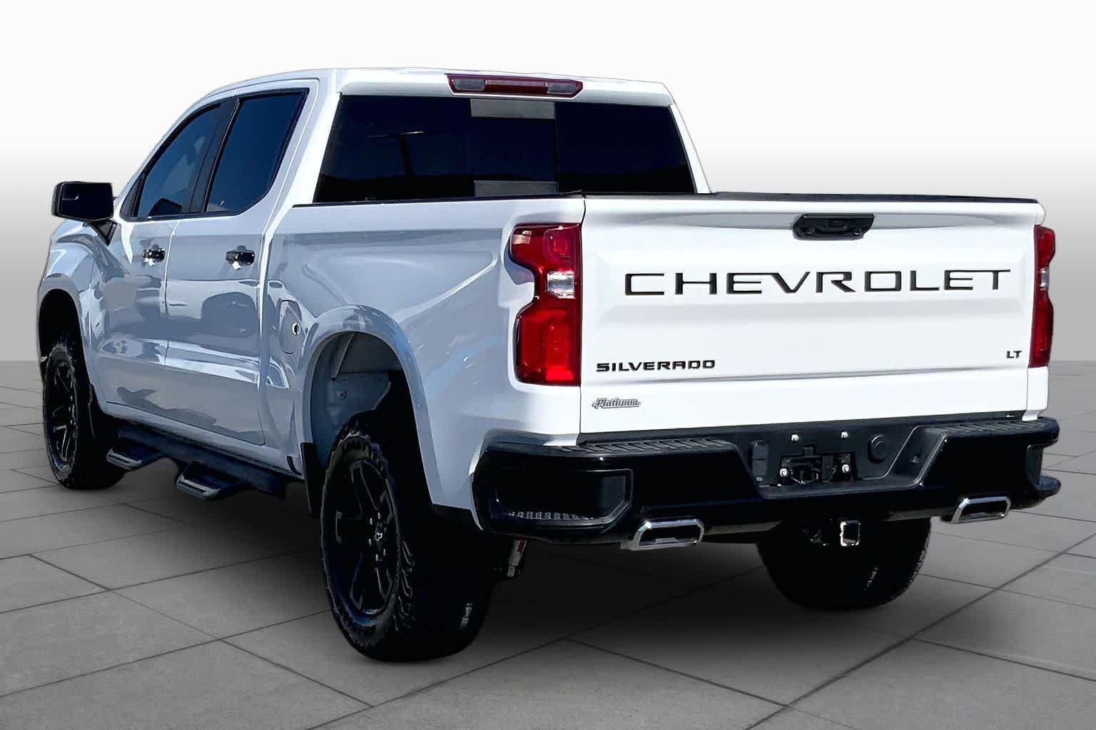 Used 2024 Chevrolet Silverado 1500 LT Trail Boss w/ Convenience Package II AWD/4WD image 12