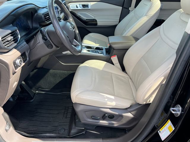 Certified 2023 Ford Explorer Platinum w/ Technology Package AWD/4WD image 22