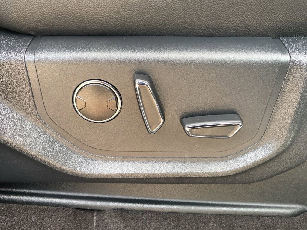 Certified 2023 Ford Expedition Limited AWD/4WD image 13