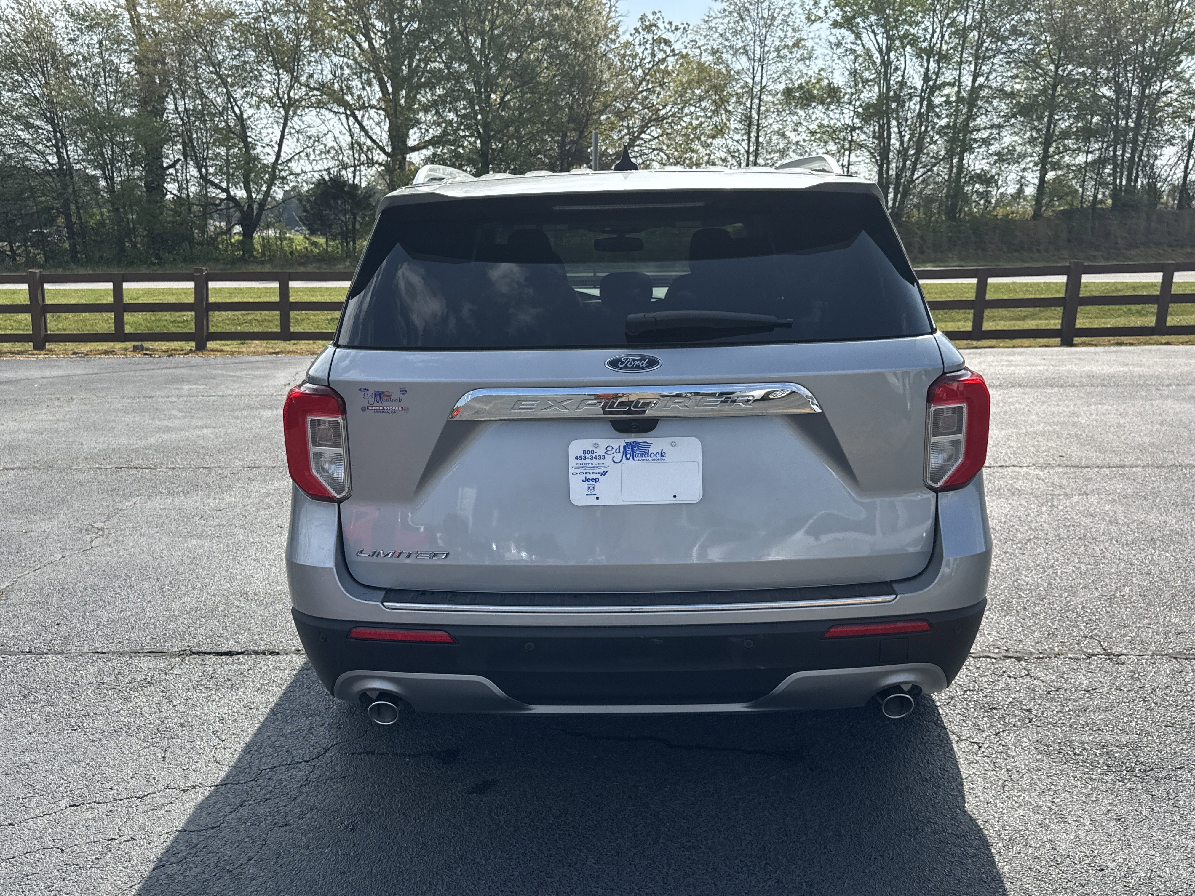 Certified 2023 Ford Explorer Limited RWD image 6