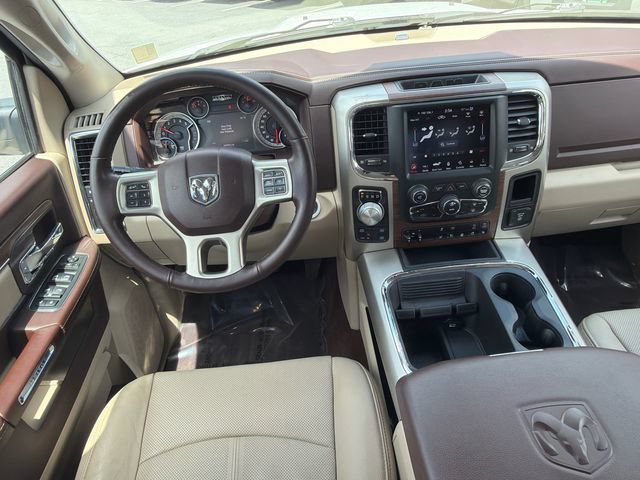 Used 2018 RAM 1500 Laramie w/ Convenience Group AWD/4WD image 23