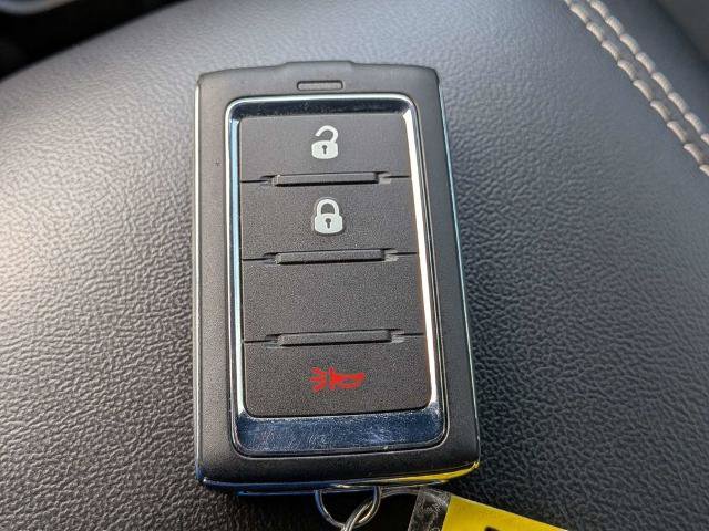 Used 2025 Jeep Grand Cherokee L Laredo AWD/4WD image 30