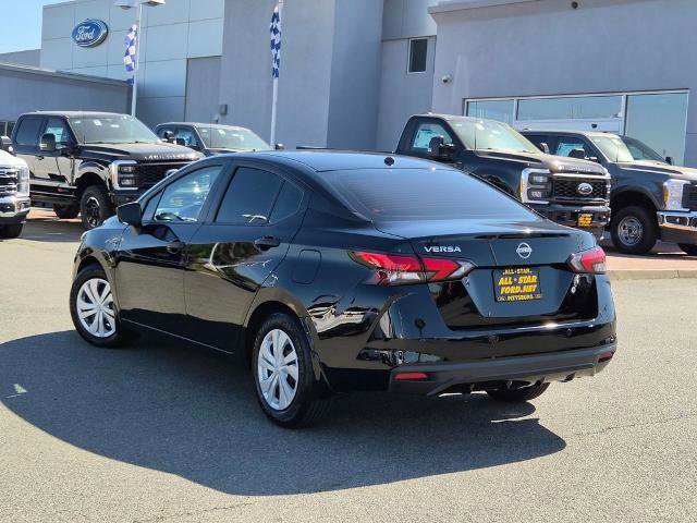 Used 2025 Nissan Versa S w/ Trunk Package image 3