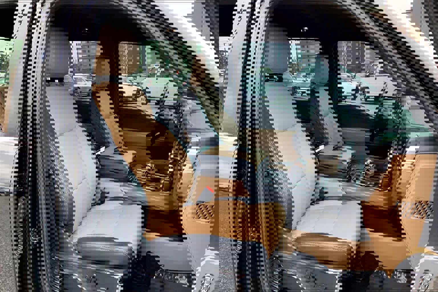 Certified 2023 Ford F150 Lariat w/ Trailer Tow Package image 11