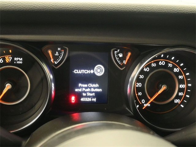 Used 2021 Jeep Gladiator Willys image 13