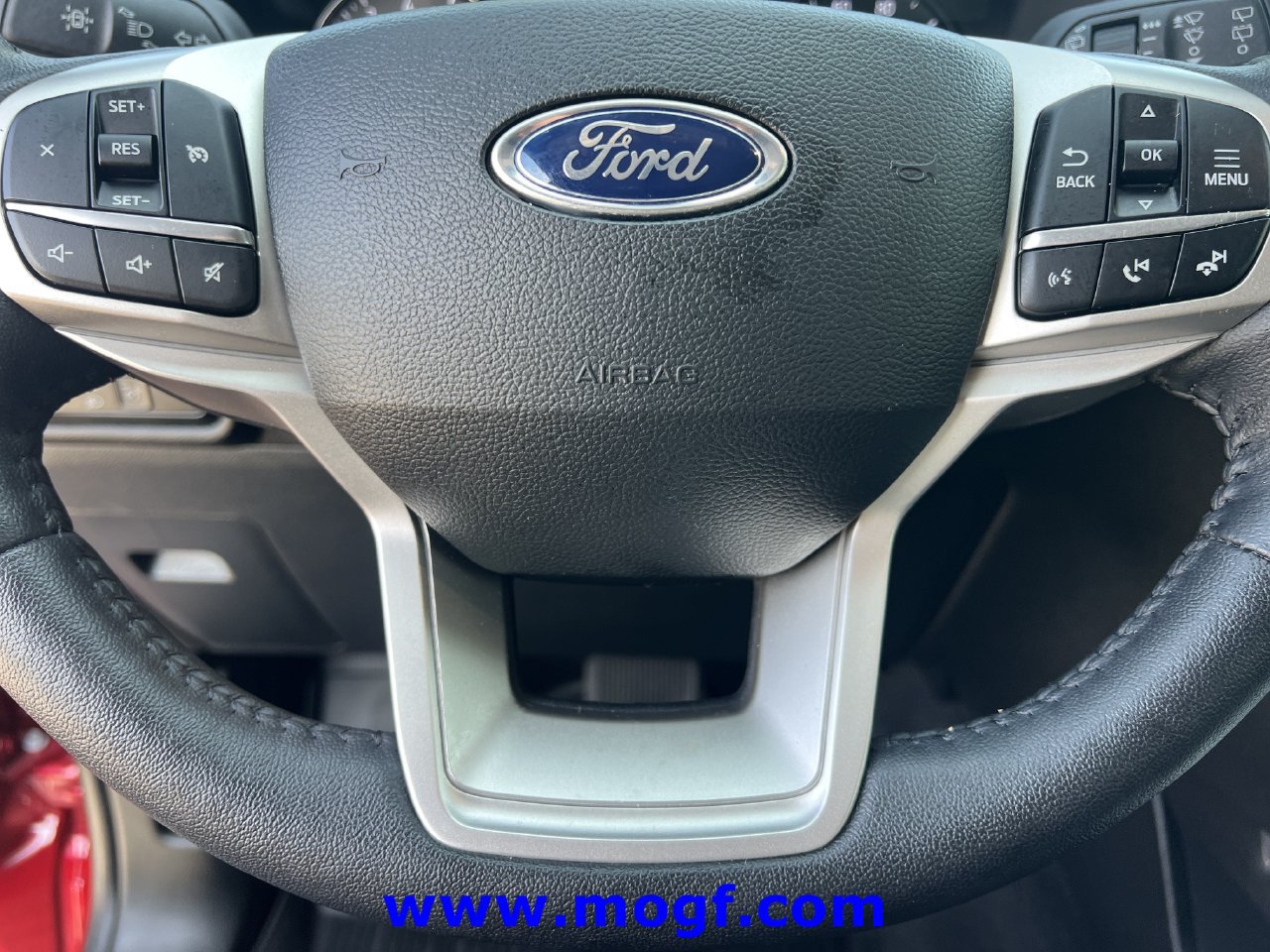 Certified 2024 Ford Explorer XLT w/ Equipment Group 202A AWD/4WD image 12