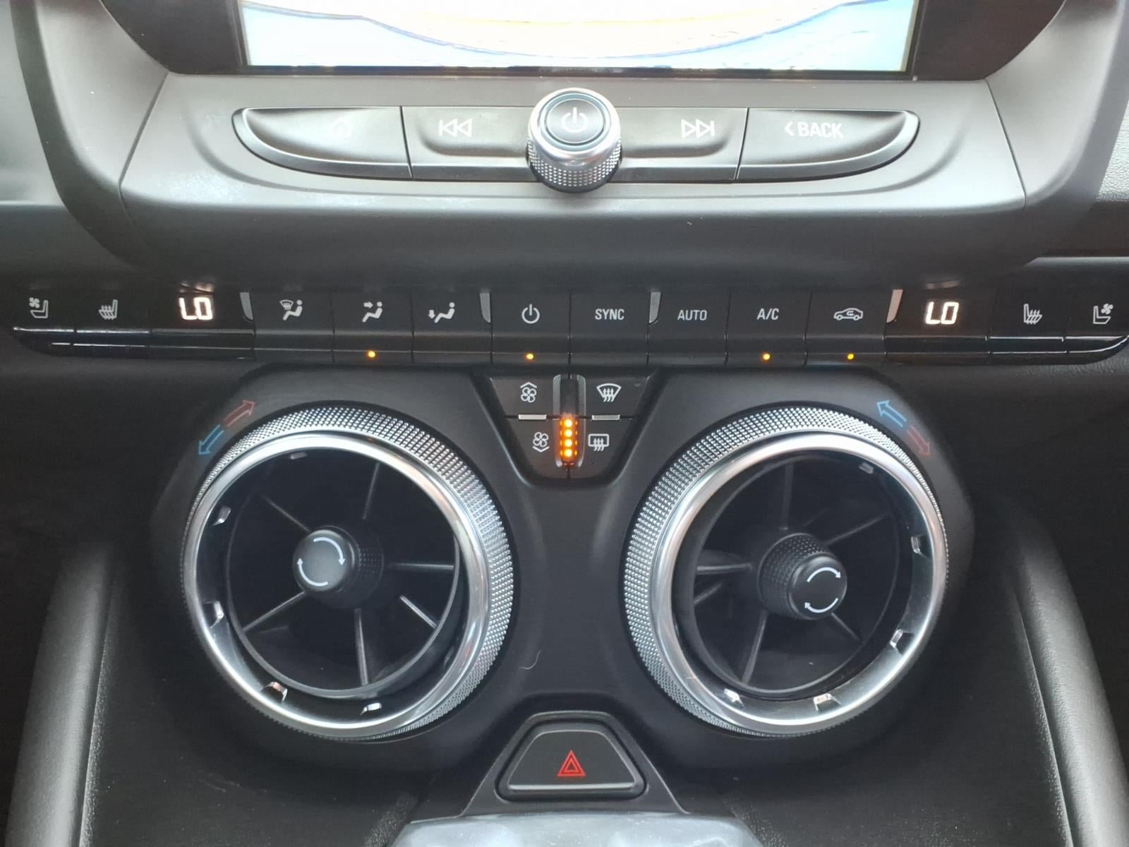 Used 2018 Chevrolet Camaro SS RWD image 23