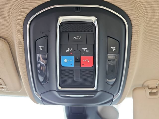 Used 2022 Jeep Grand Cherokee Limited RWD image 33