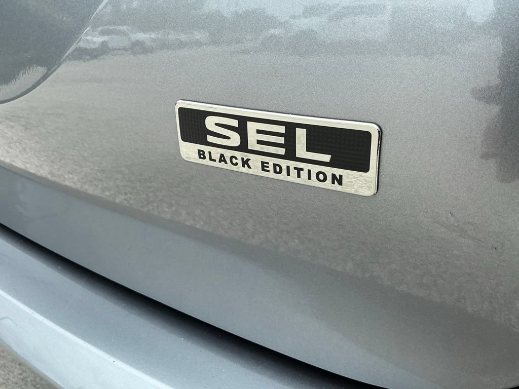 Used 2023 Mitsubishi Outlander SEL FWD image 23