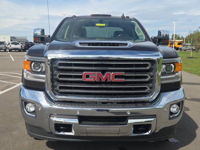 Used 2019 GMC Sierra 2500 SLT w/ Duramax Plus Package AWD/4WD image 5