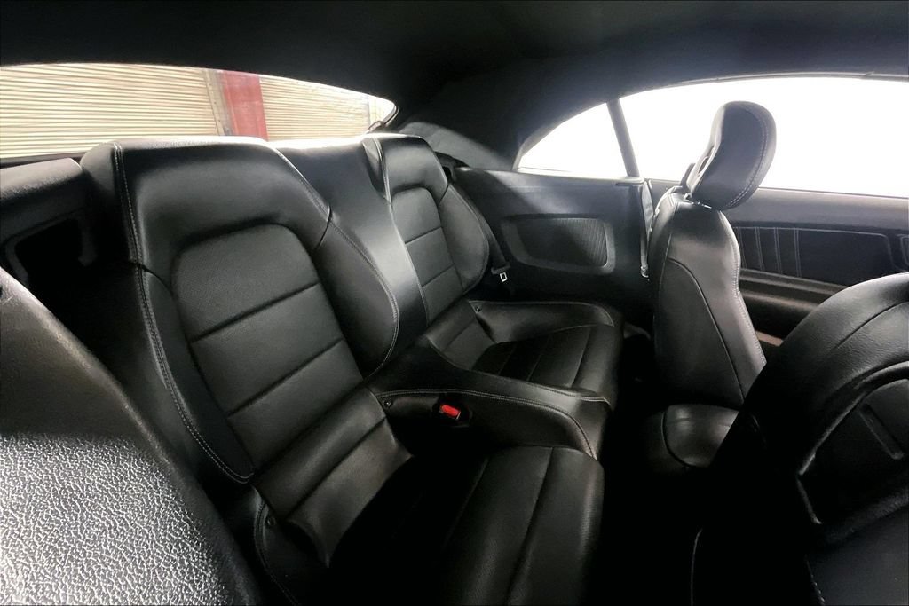 Certified 2022 Ford Mustang Premium RWD image 20