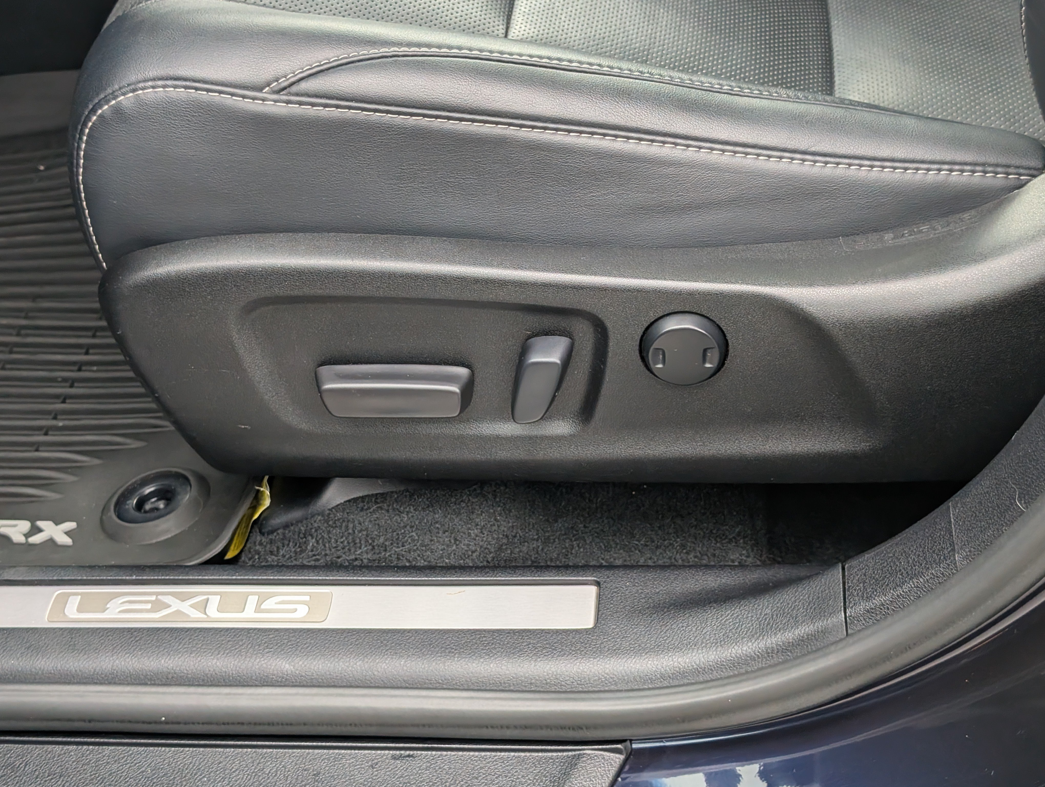 Used 2019 Lexus RX 350 AWD w/ Navigation Package image 23