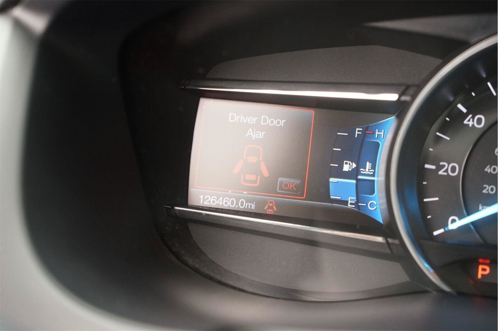 Certified 2019 Ford Explorer XLT w/ Equipment Group 201A FWD image 25