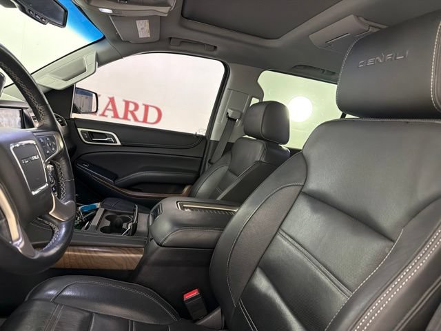 Used 2018 GMC Yukon XL Denali w/ Denali Ultimate Package AWD/4WD image 11