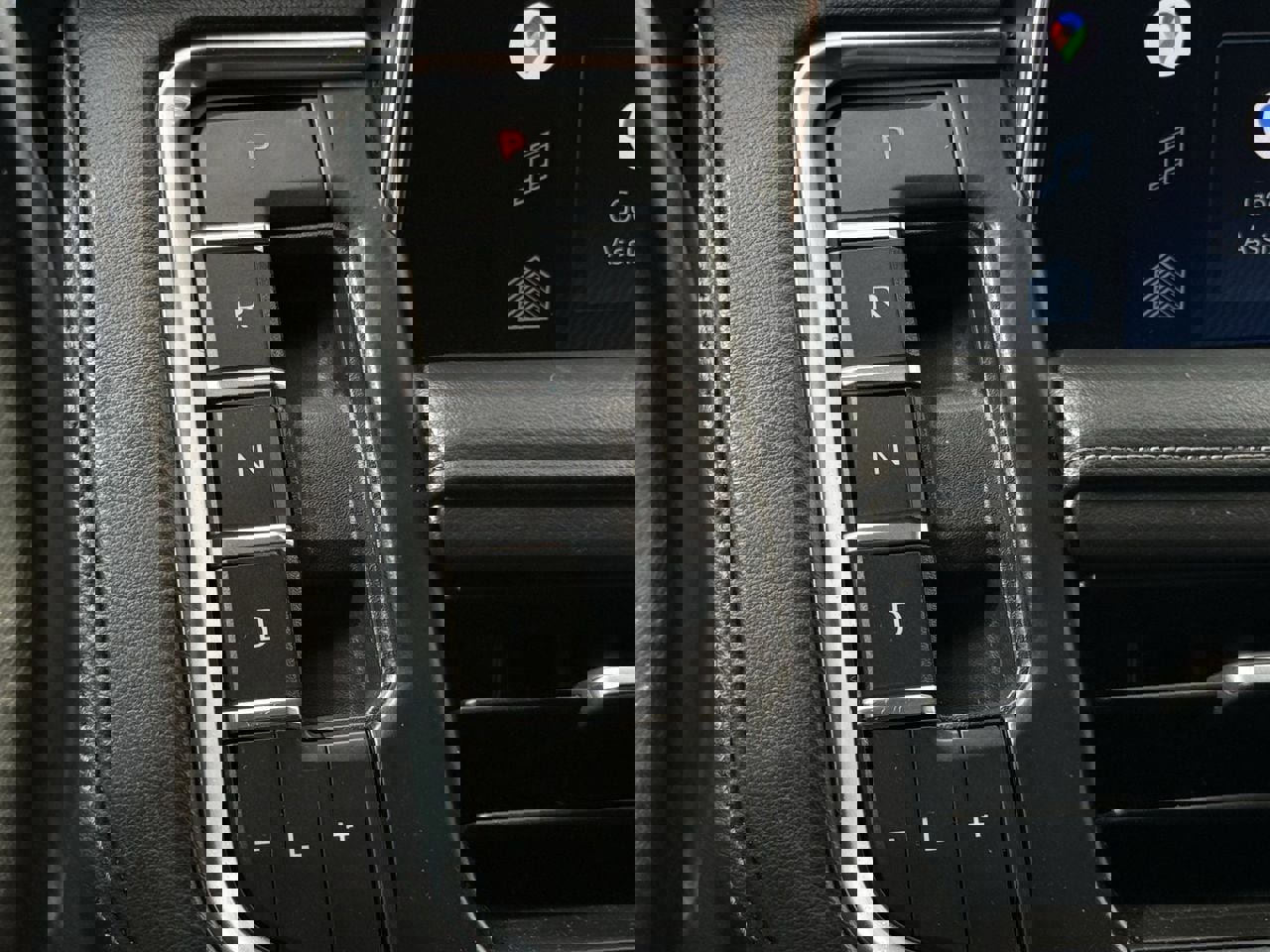 Used 2022 Chevrolet Tahoe LT w/ Luxury Package image 22