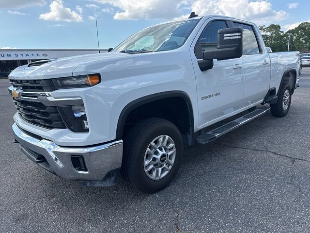 Used 2025 Chevrolet Silverado 2500 LT w/ Convenience Package image 6