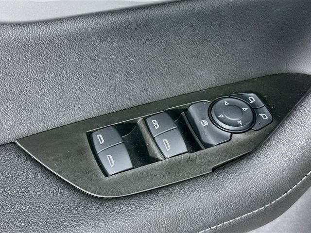 Used 2025 Chevrolet Blazer LT w/ Convenience Package FWD image 24