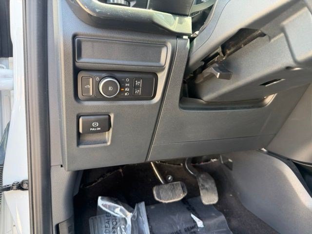 Certified 2021 Ford F150 XL w/ STX Appearance Package AWD/4WD image 13