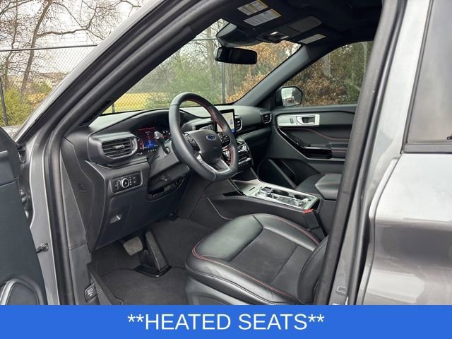 Certified 2024 Ford Explorer ST-Line w/ Class IV Trailer Tow Package image 16