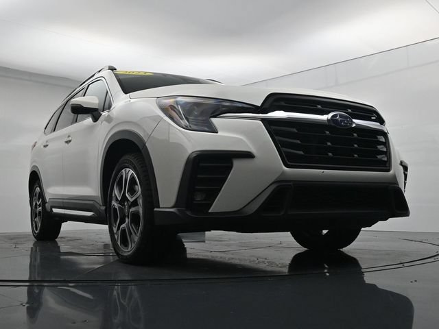 Used 2023 Subaru Ascent Limited AWD/4WD image 33