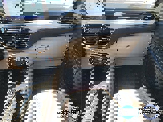 Certified 2021 Ford Escape SE image 10