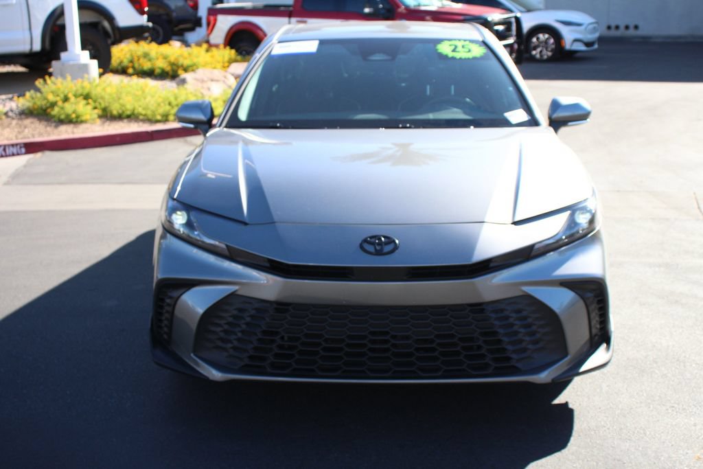 Used 2025 Toyota Camry SE FWD image 13