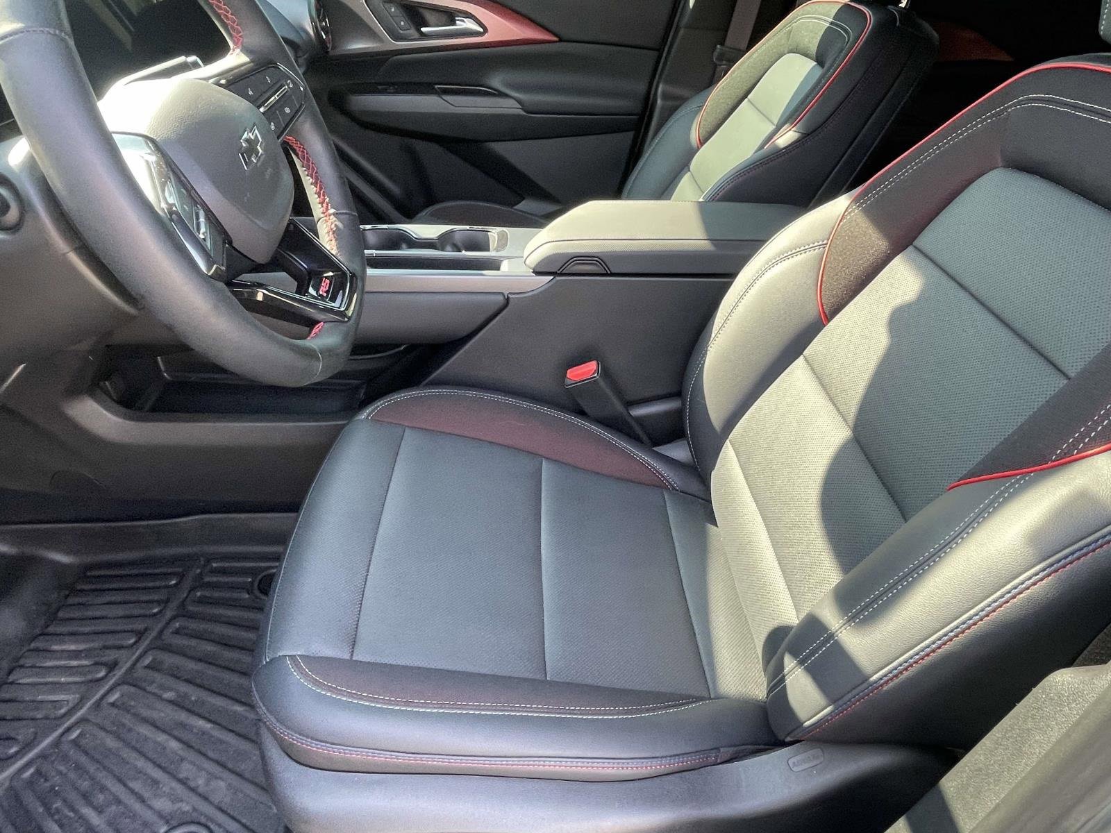 Used 2024 Chevrolet Equinox EV RS image 14