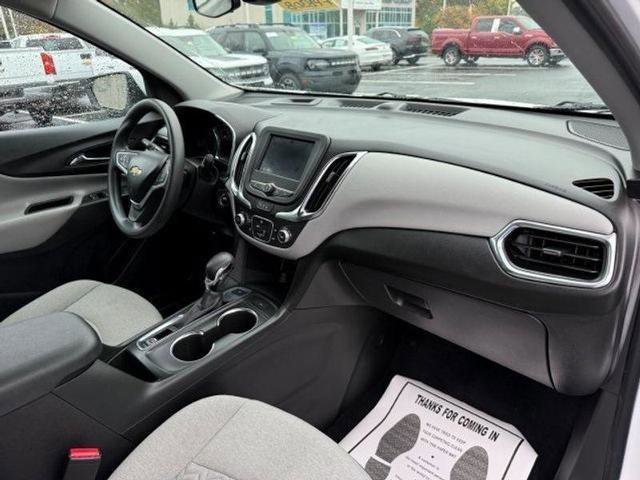 Used 2022 Chevrolet Equinox LT w/ LPO, Floor Liner Package image 22