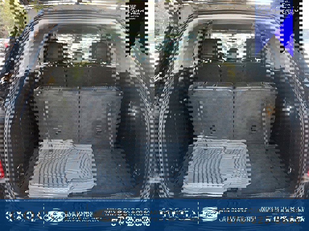 Certified 2020 Ford Explorer XLT w/ Equipment Group 202A image 27