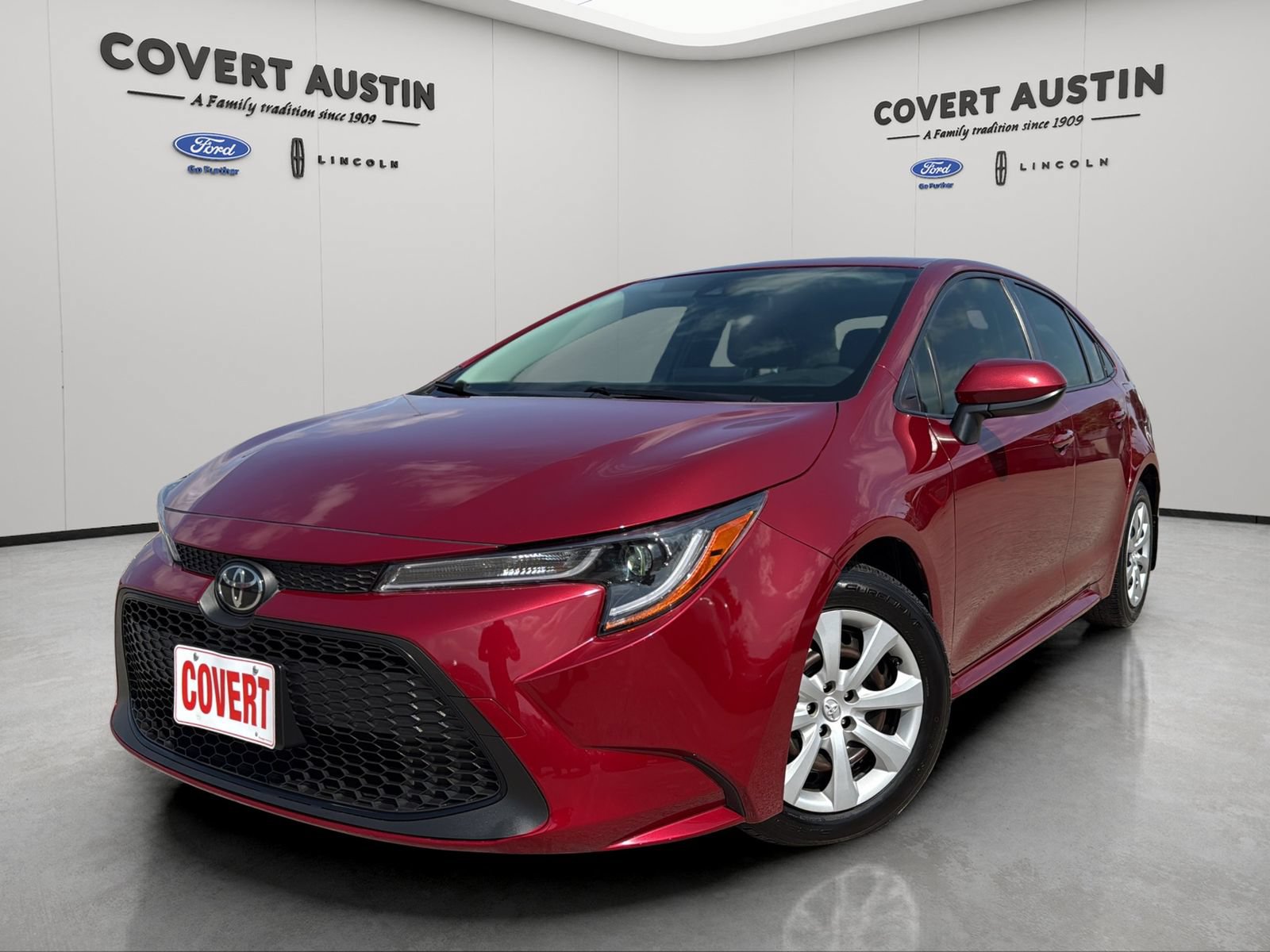 Used 2022 Toyota Corolla LE FWD image 1
