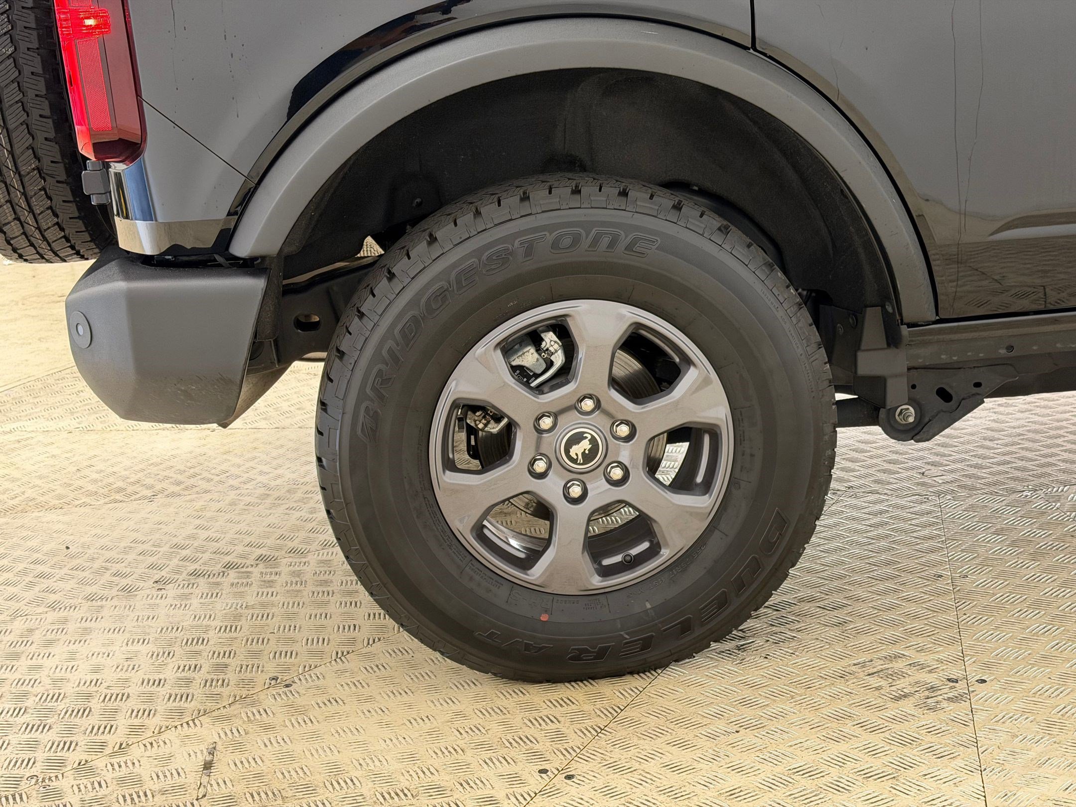 Certified 2025 Ford Bronco Big Bend image 8