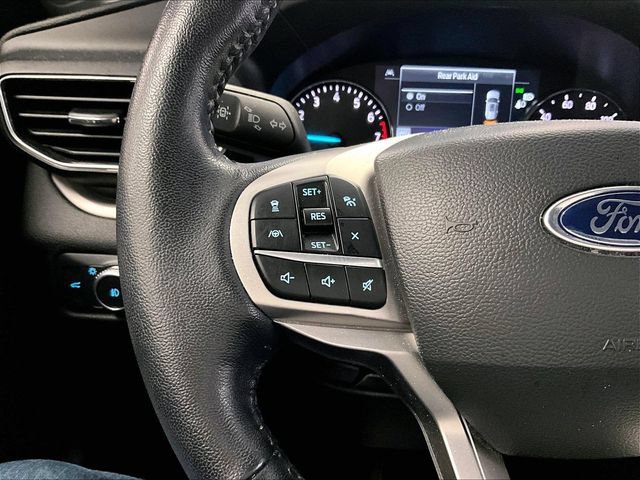 Certified 2022 Ford Explorer XLT w/ Equipment Group 202A AWD/4WD image 17