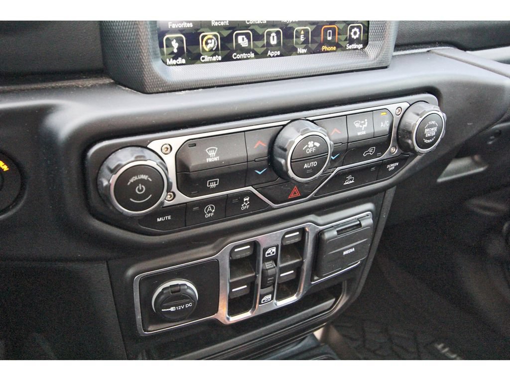 Used 2022 Jeep Gladiator Overland w/ Popular Equipment Package AWD/4WD image 25