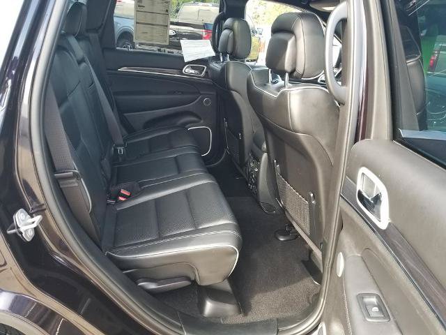 Used 2020 Jeep Grand Cherokee Overland w/ Interior Metal Package AWD/4WD image 15