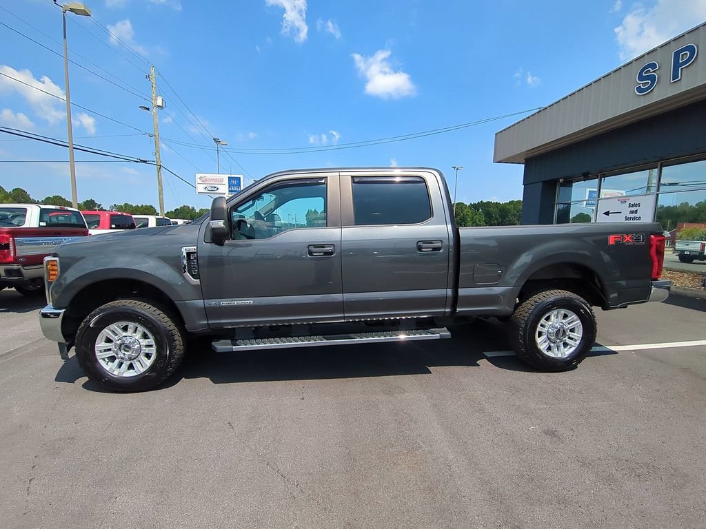 Certified 2019 Ford F250 XL w/ STX Appearance Package AWD/4WD image 10