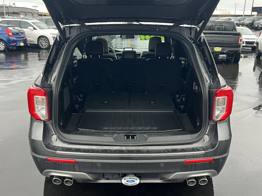 Certified 2020 Ford Explorer Platinum w/ Premium Technology Package image 11