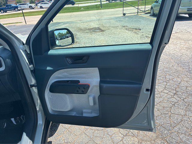 Certified 2022 Ford Maverick XLT FWD image 18