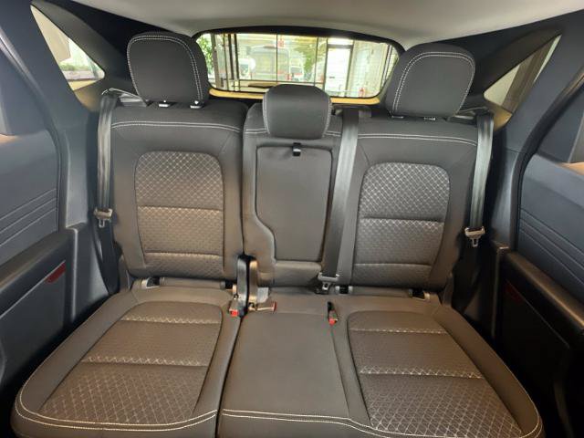 Certified 2024 Ford Escape Active AWD/4WD image 30