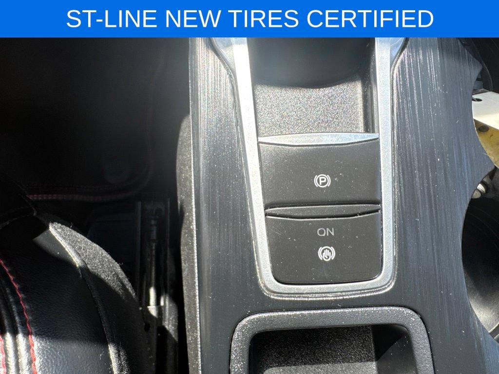 Certified 2023 Ford Escape ST-Line w/ Tech Pack #1 AWD/4WD image 32