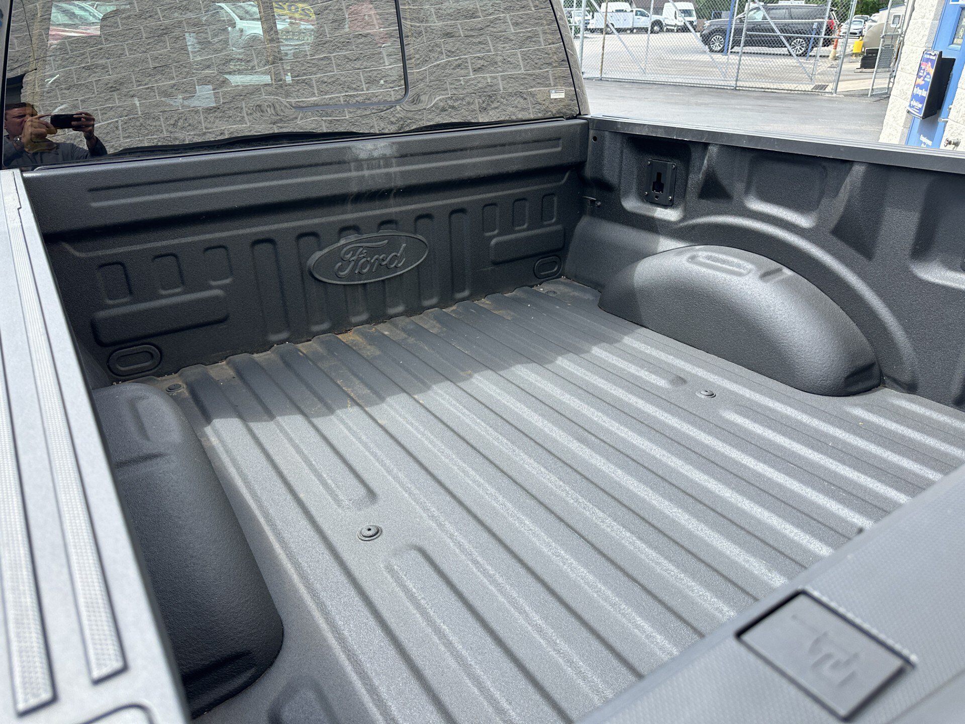 Certified 2022 Ford F150 Lariat w/ Equipment Group 502A High AWD/4WD image 7